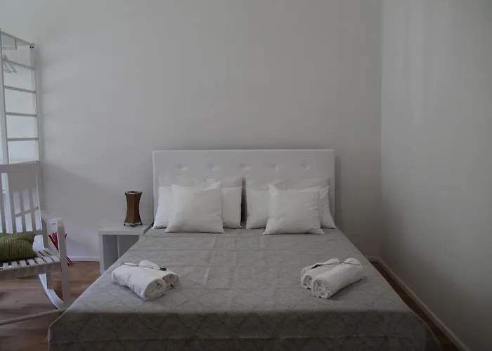 Meraki Bed & Breakfast 3*