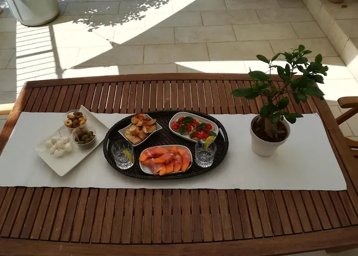 Bed & Breakfast Meraki