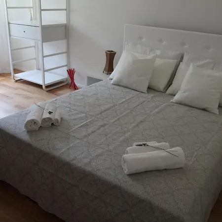 Bed & Breakfast Meraki *