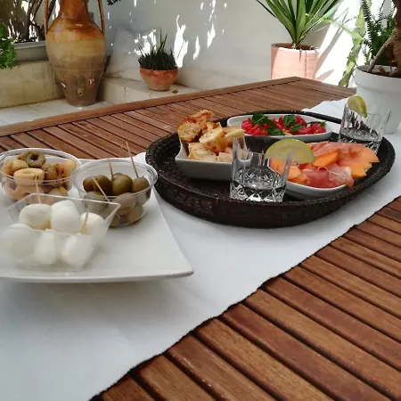 Meraki Bed & Breakfast *