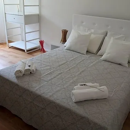 Meraki Nocleg ze śniadaniem 3*
